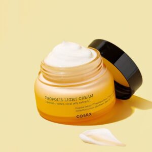 Full Fit Propolis Light Cream - Image 1